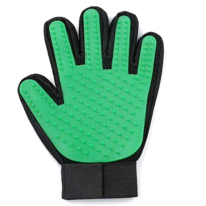 Pet grooming glove, left hand, green